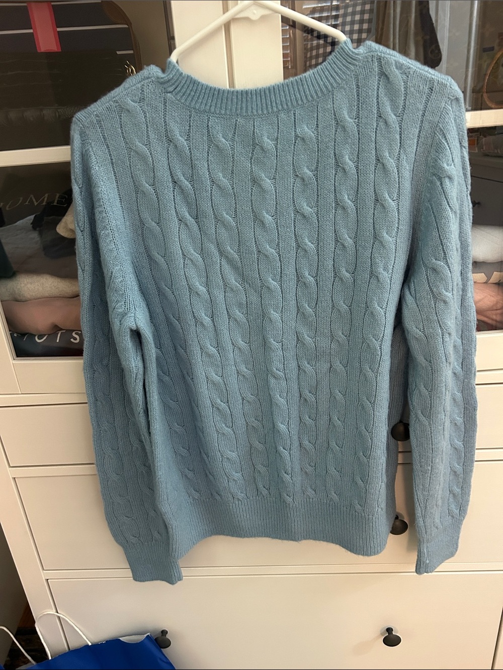Vineyard Vines Sky Blue Cable Knit Crewneck Sweater - Picture 3 of 3